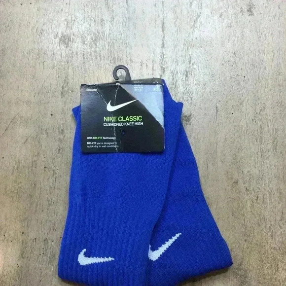 Nike soccer socks dri fit, size mens 6-8. Royal blue, new - Picture 1 of 3
